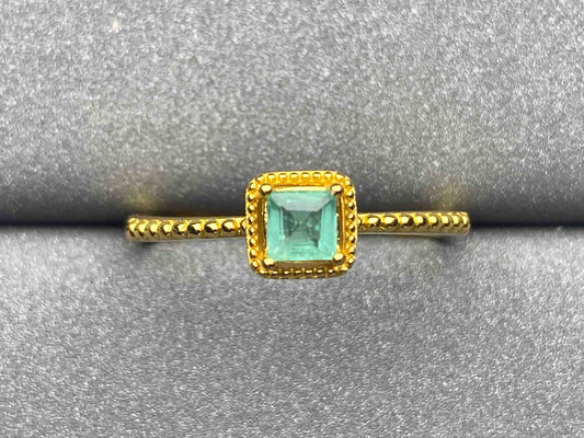 3259 Emerald Ring