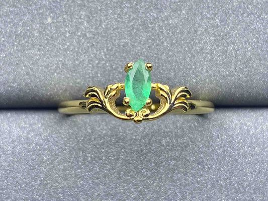 3284 Emerald Ring