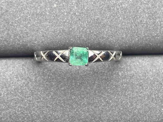 3287 Emerald Ring
