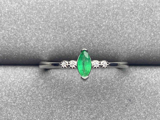 3344 Emerald Ring
