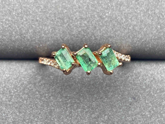 3345 Emerald Ring