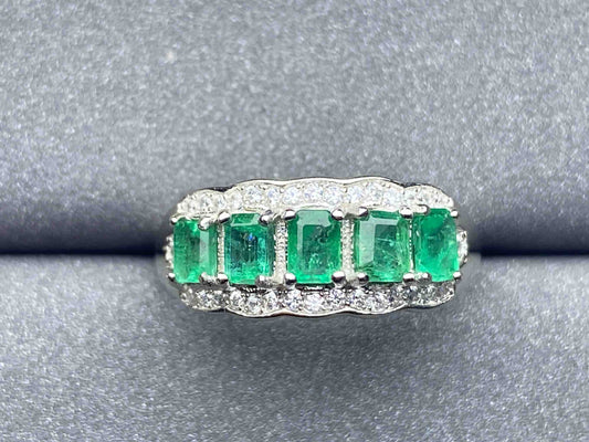 3373 Emerald Ring
