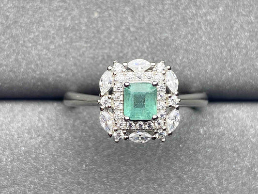 3374 Emerald Ring