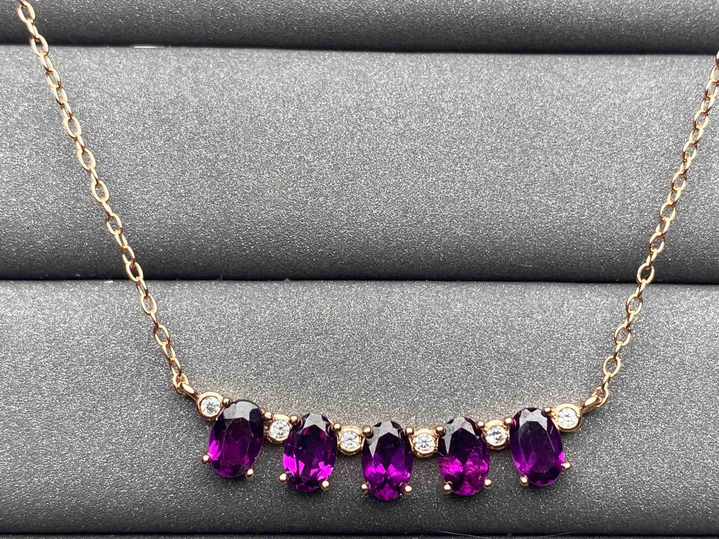 3536 Garnet Necklace