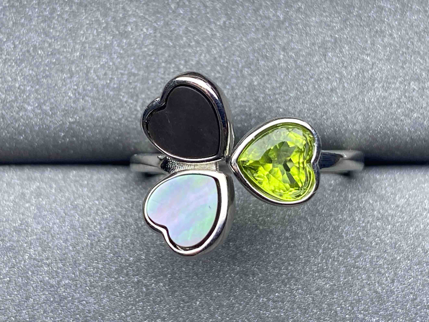 3541 Peridot Ring