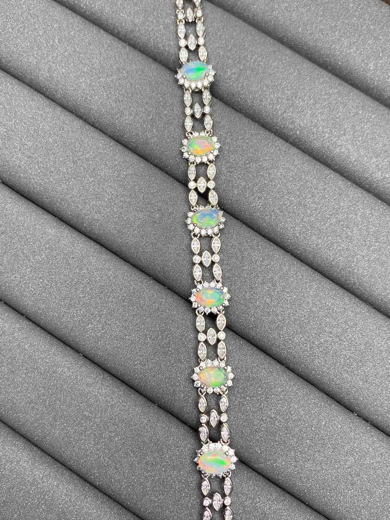 3553 Opal Bracelet