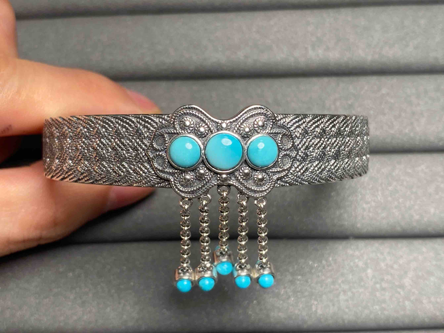 3652 Turquoise Bangle