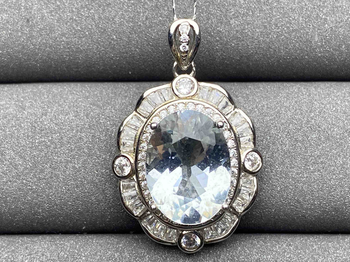 3667 Aquamarine Pendant