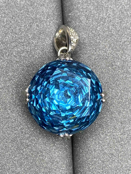 3682 Topaz Pendant