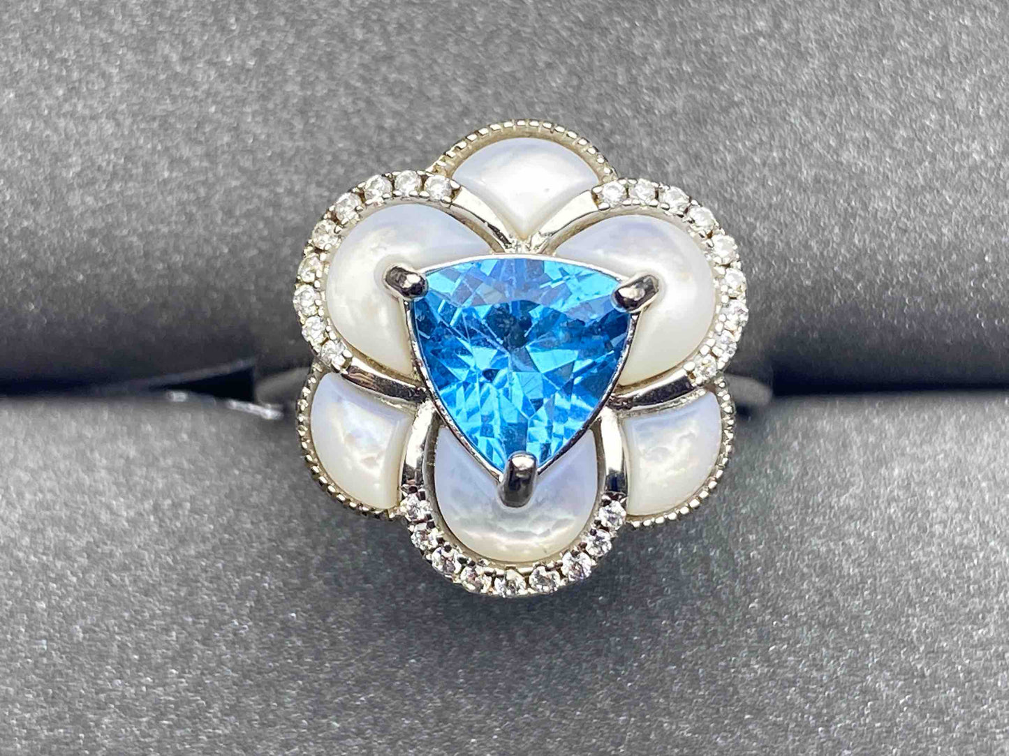 3722 Topaz Ring