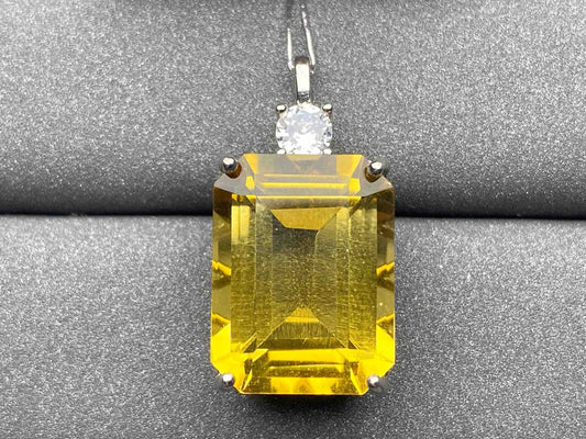 3802 Citrine Pendant