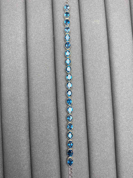 3960 Topaz Bracelet