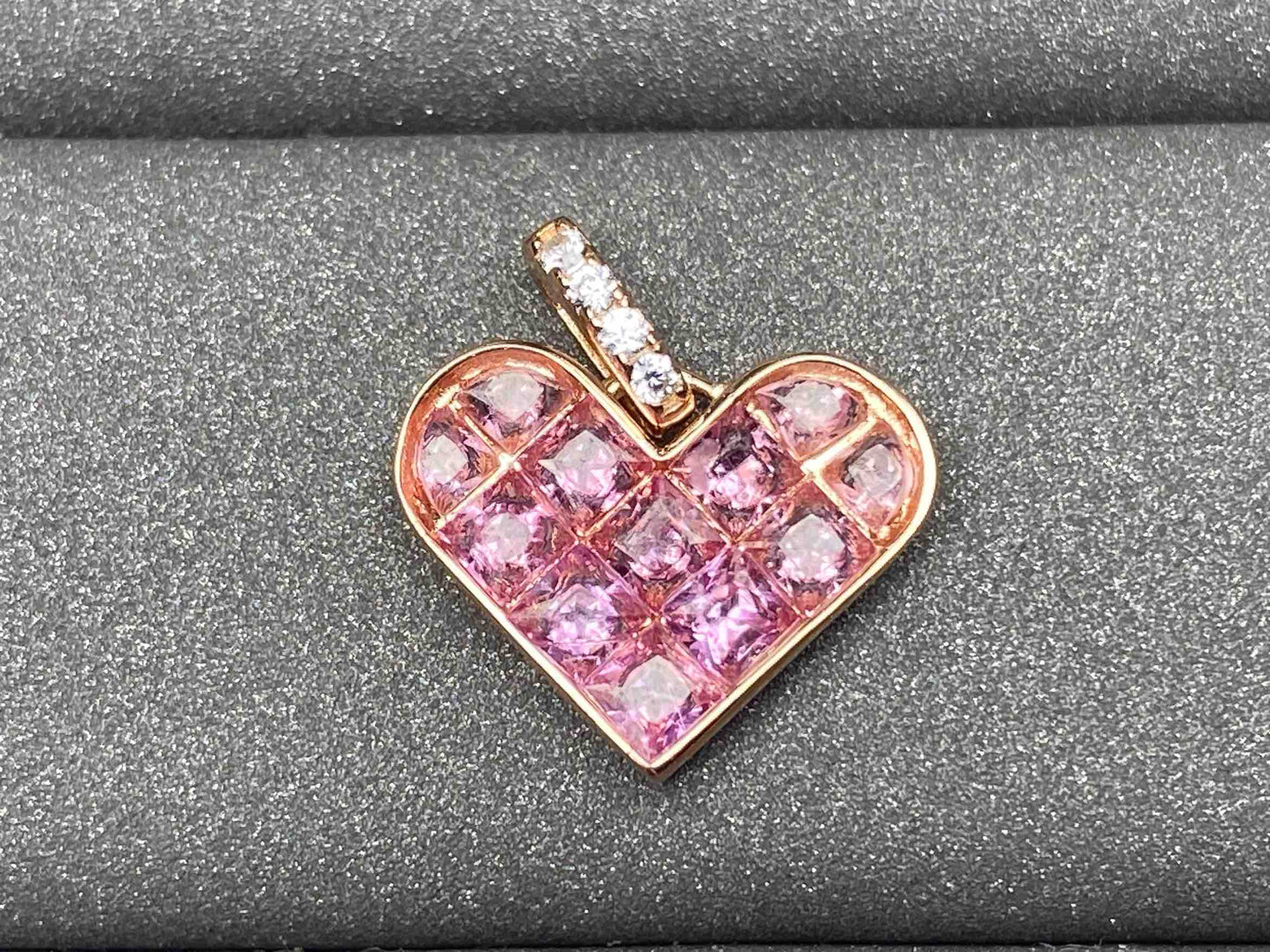 3975 Sapphire Pendant