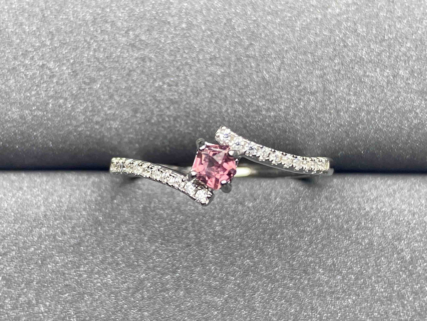 4036 Spinel Ring