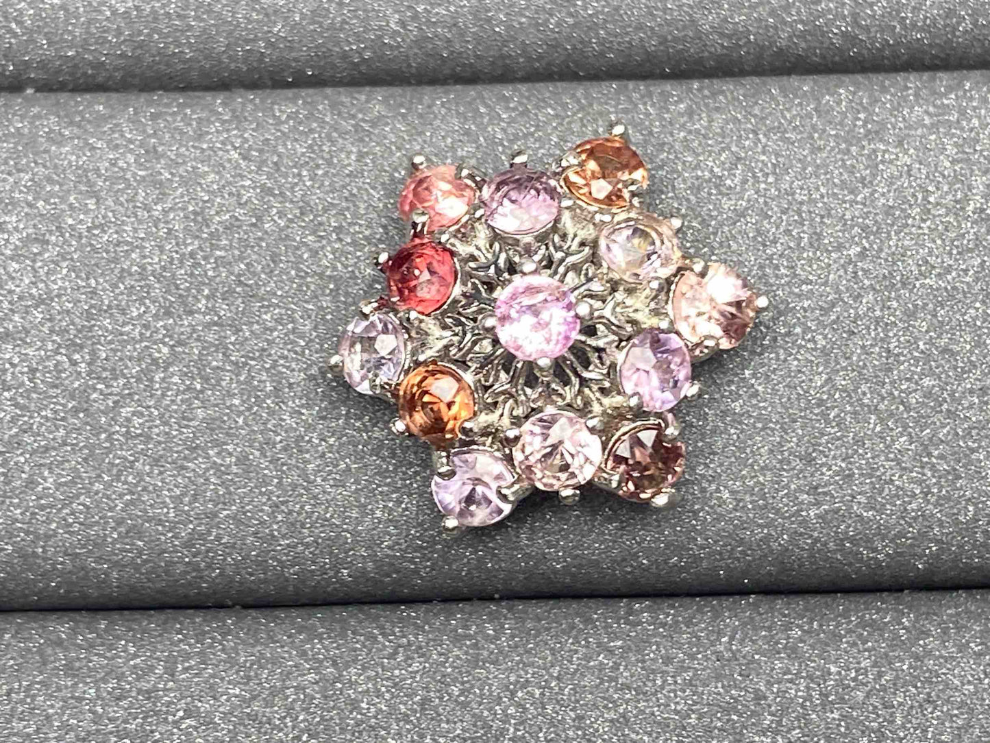 4042 Spinel Pendant
