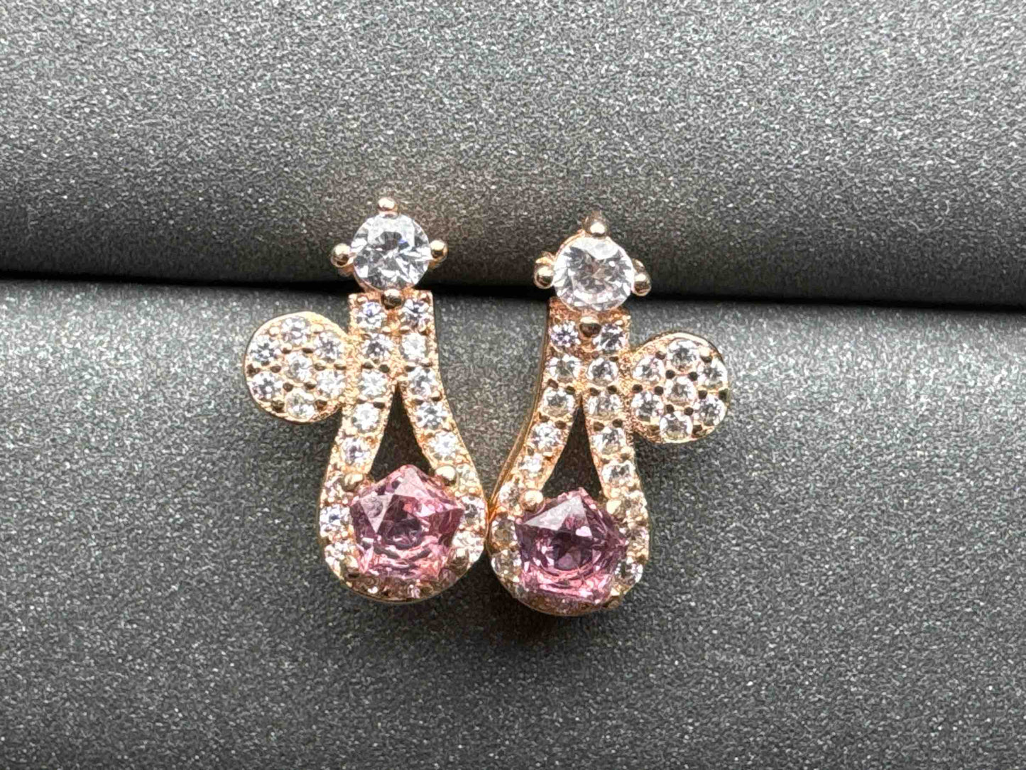 4062 Spinel Earrings
