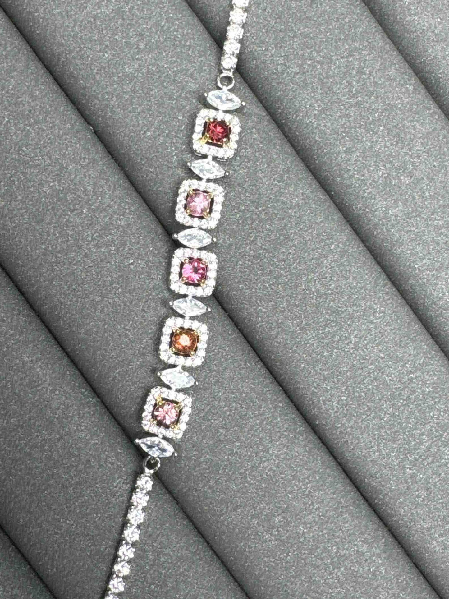 4065 Spinel Bracelet