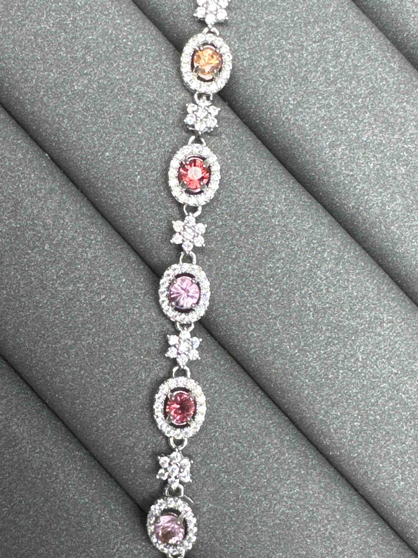 4068 Spinel Bracelet
