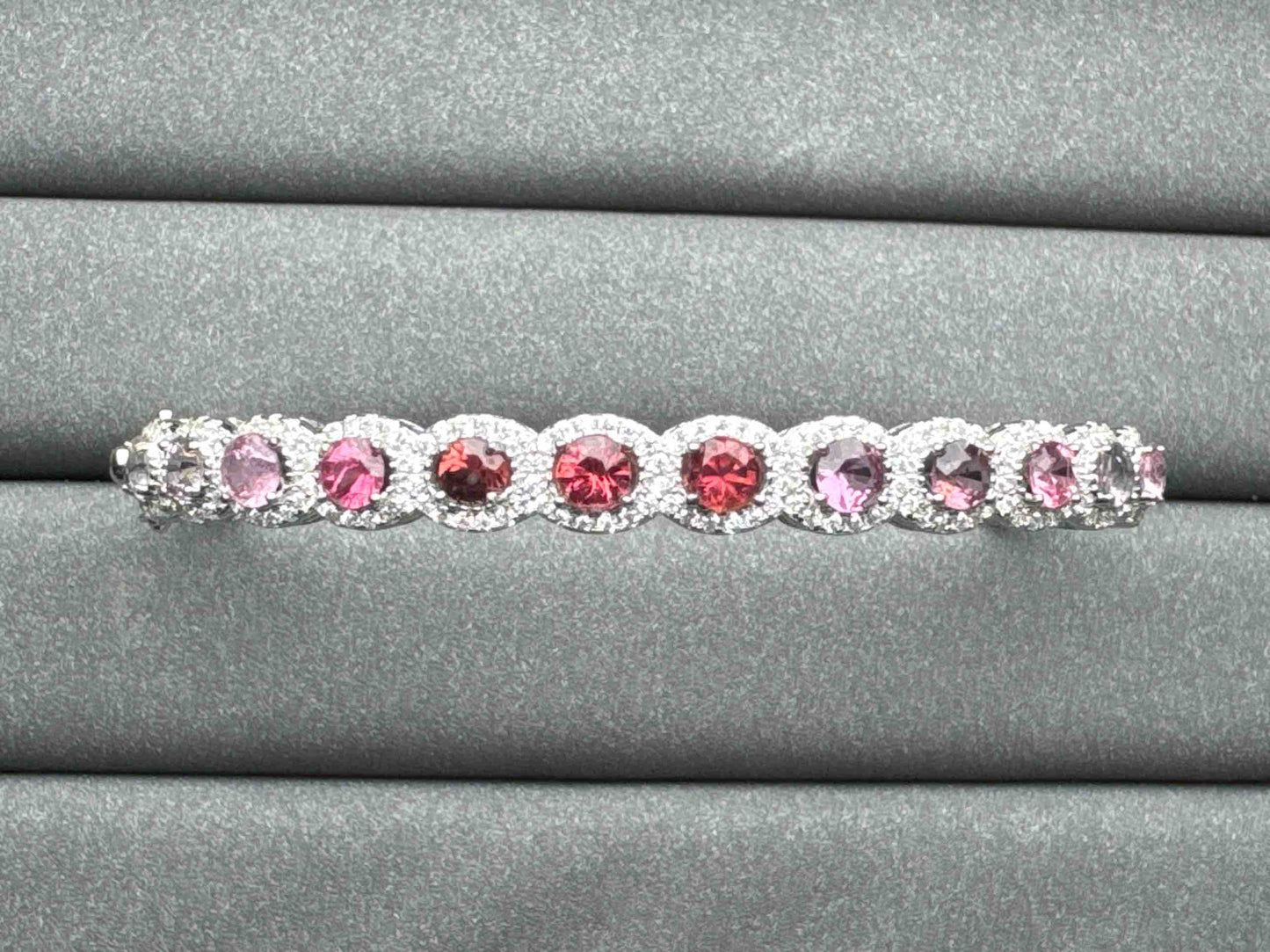 4081 Spinel Bangle