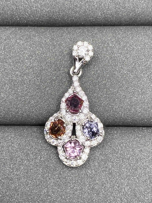 4166 Spinel Pendant