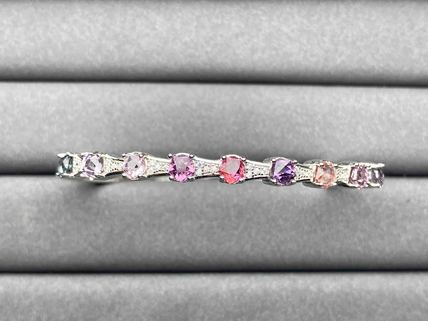 4185 Spinel Bangle