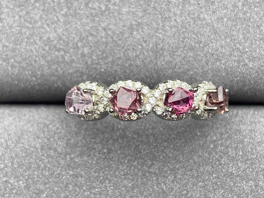 4260 Spinel Ring