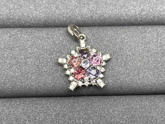 4275 Spinel Pendant