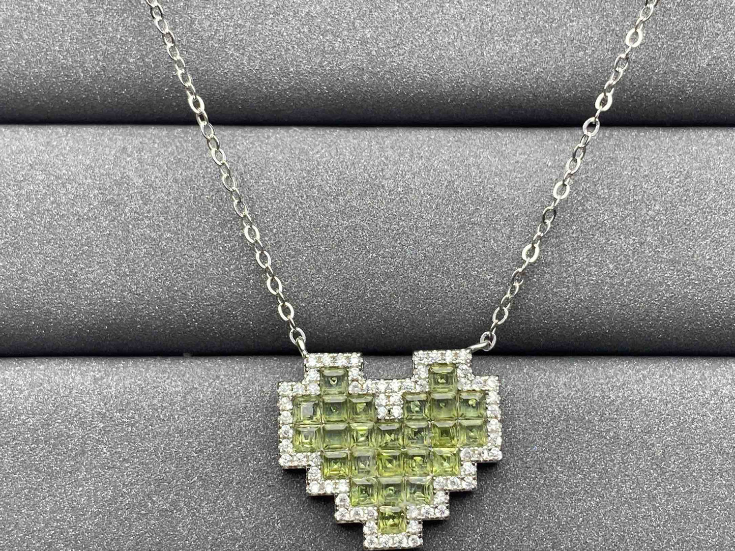 4282 Peridot Necklace