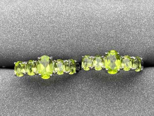 4285 Peridot Earrings