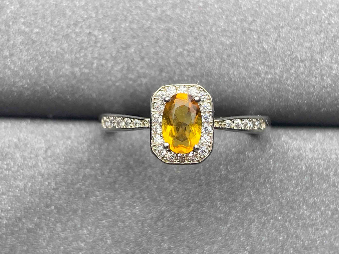4415 Citrine Ring