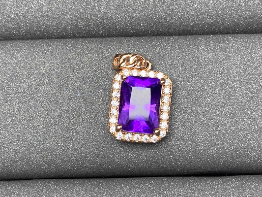 4469 Amethyst Pendant