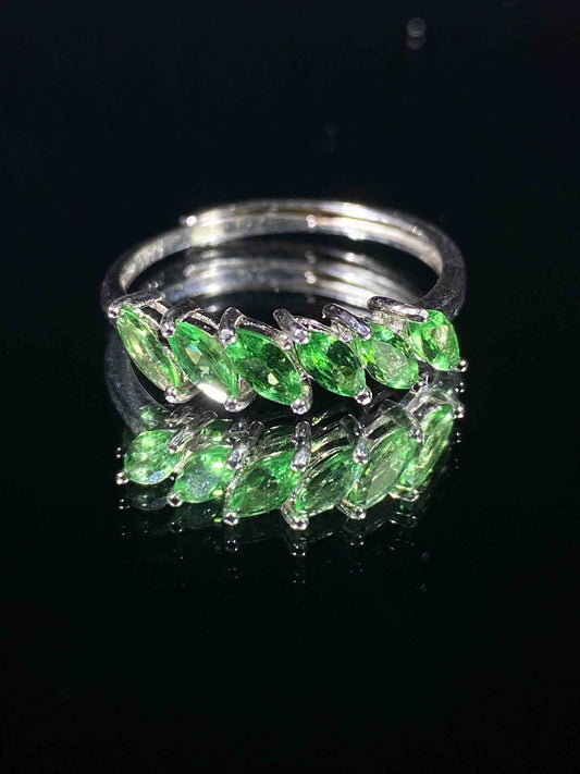4519 Tsavorite Ring