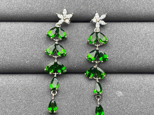 4671 Diopside Earrings