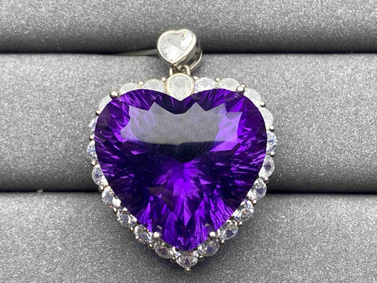 4701 Amethyst Pendant