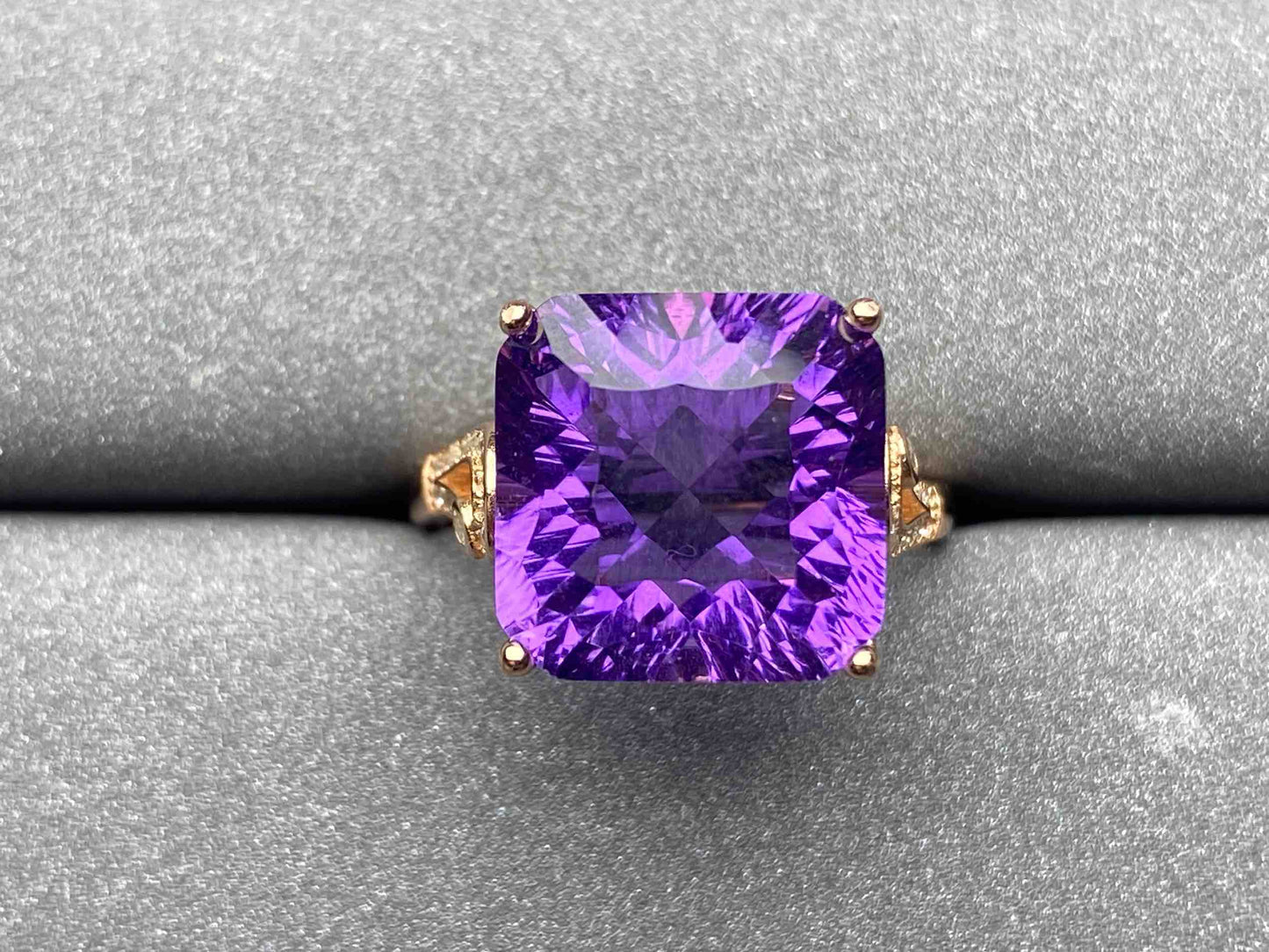 4703 Amethyst Ring