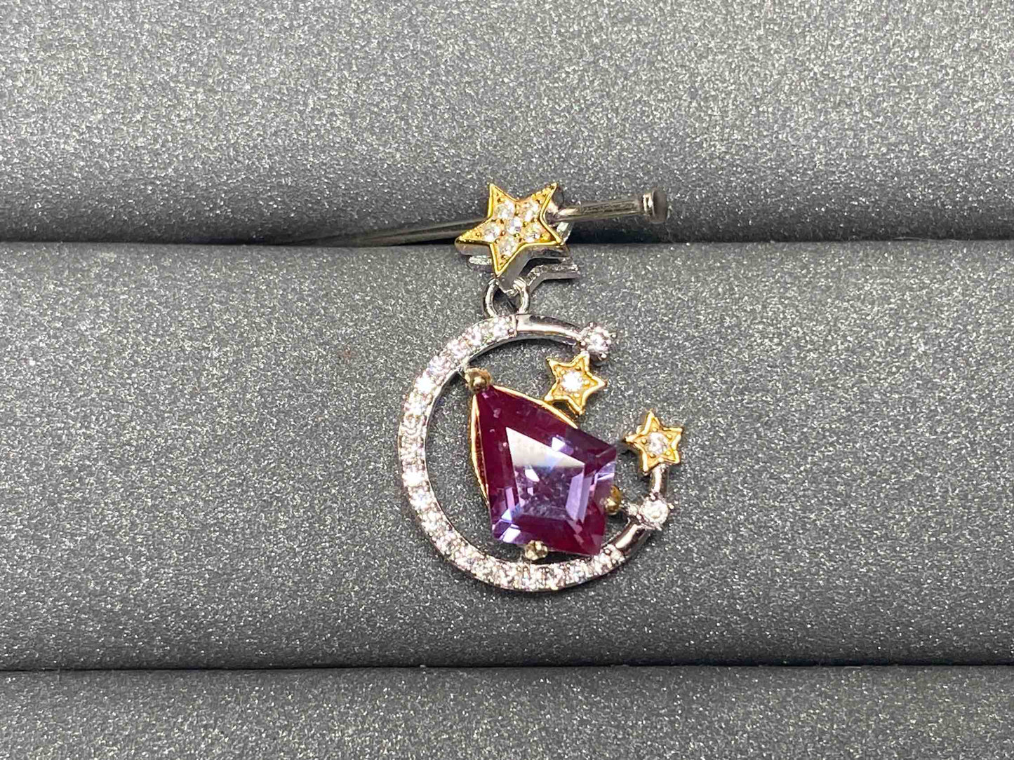 4801 Alexandrite Pendant