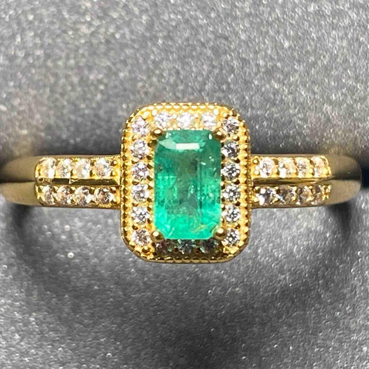 2658 Emerald Ring