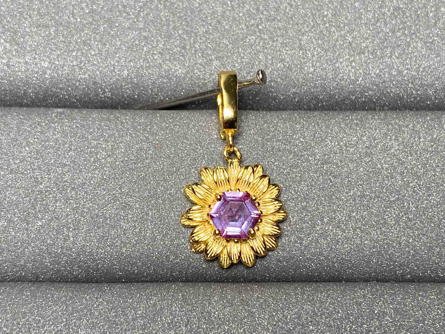 4822 Alexandrite Pendant