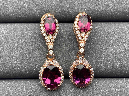 4872 Garnet Earrings