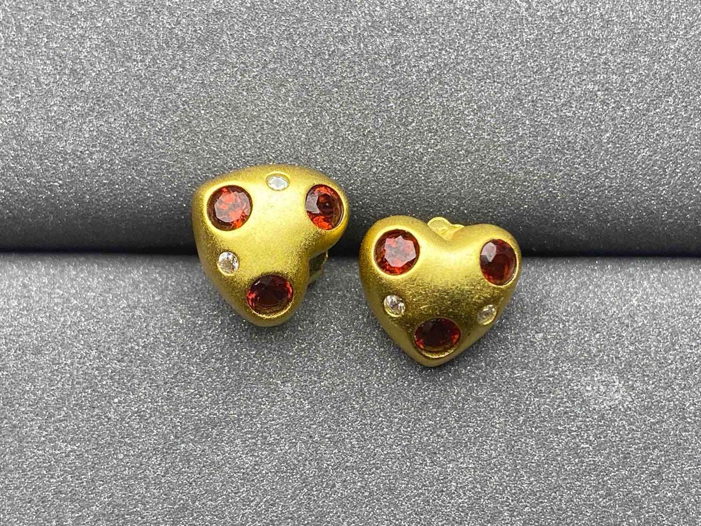 4939 Garnet Earrings