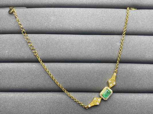 4981 Emerald Bracelet