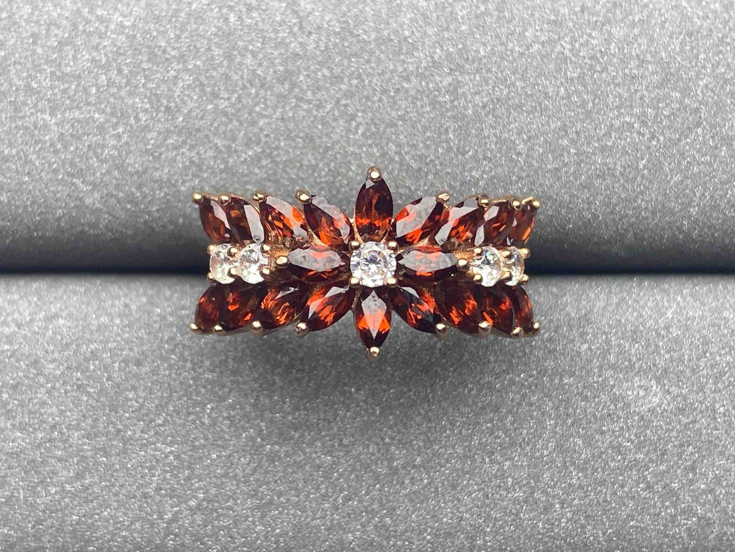 5011 Garnet Ring