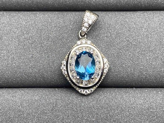 2960 Topaz Pendant