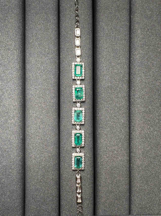 2538 Emerald Bracelet
