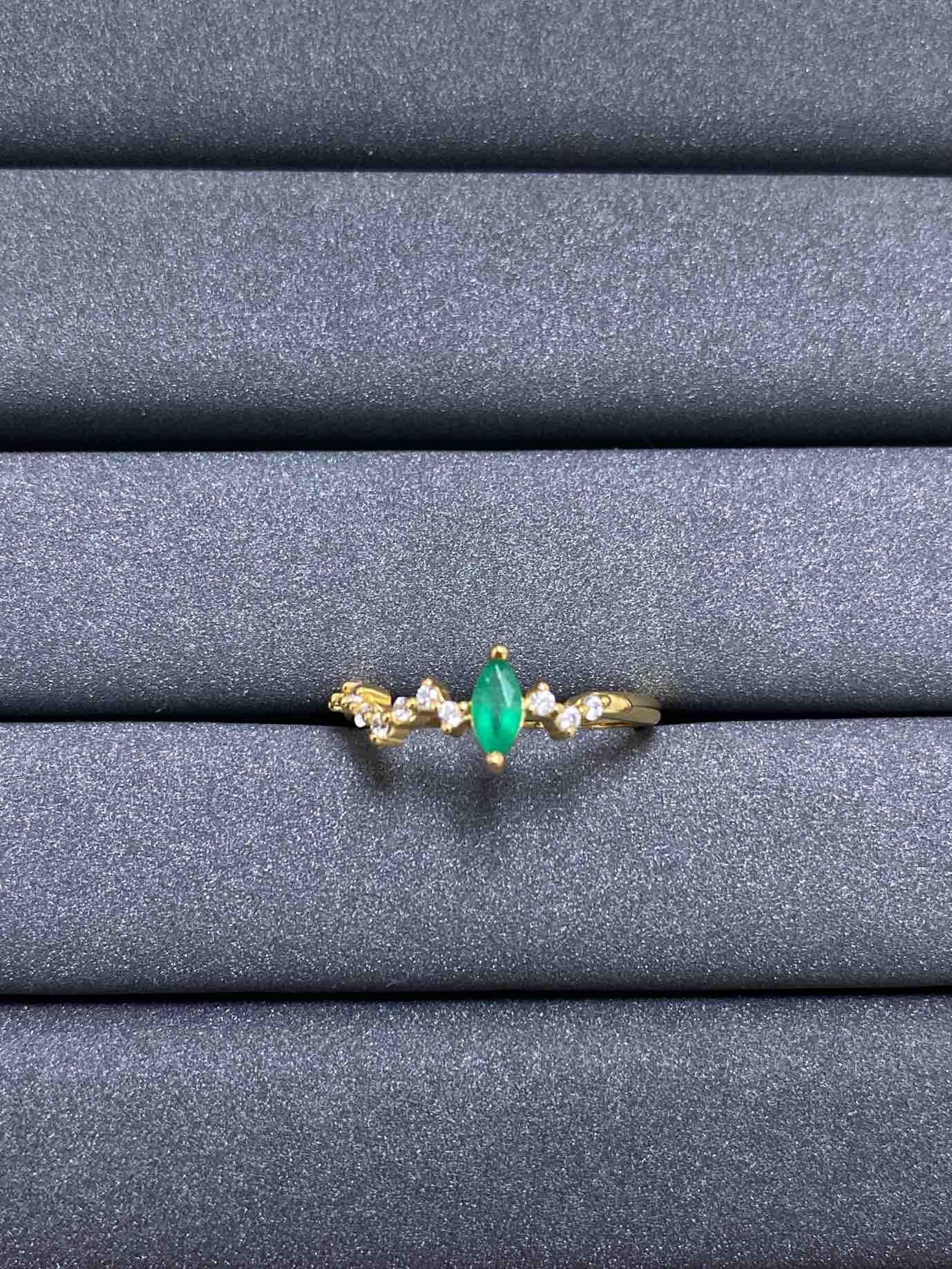 2394 Emerald Ring