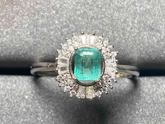 2637 Emerald Ring