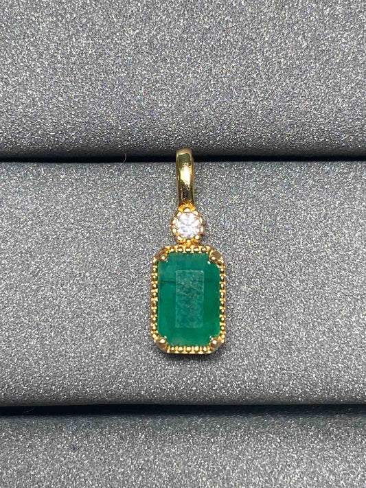2545 Emerald Pendant