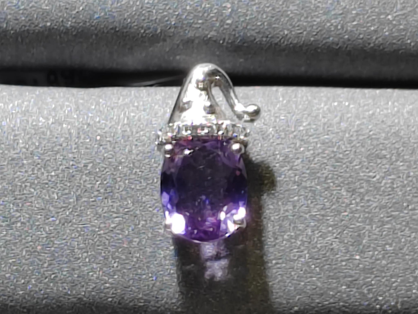 1789 Amethyst Pendant