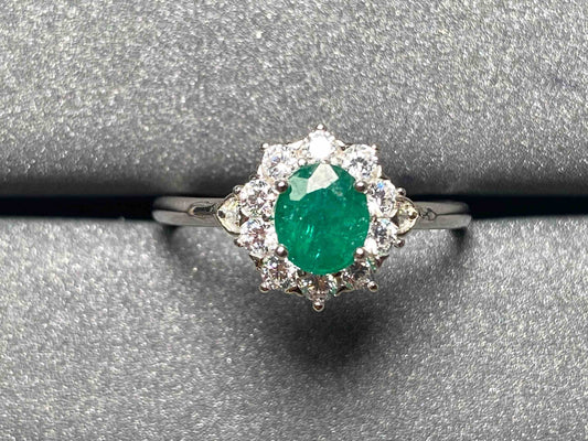 2696 Emerald Ring