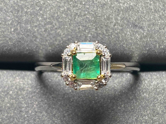 2629 Emerald Ring